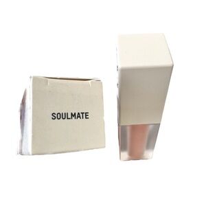 KKW soulmate gloss